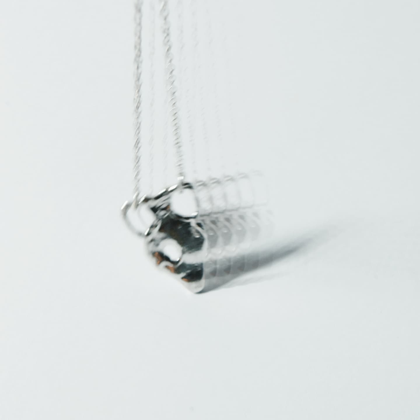 SILVER AMΦORA NECKLACE