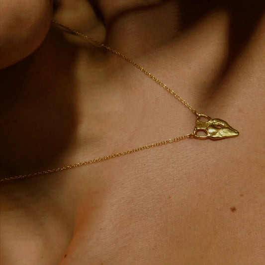 GOLD AMΦΟRA NECKLACE